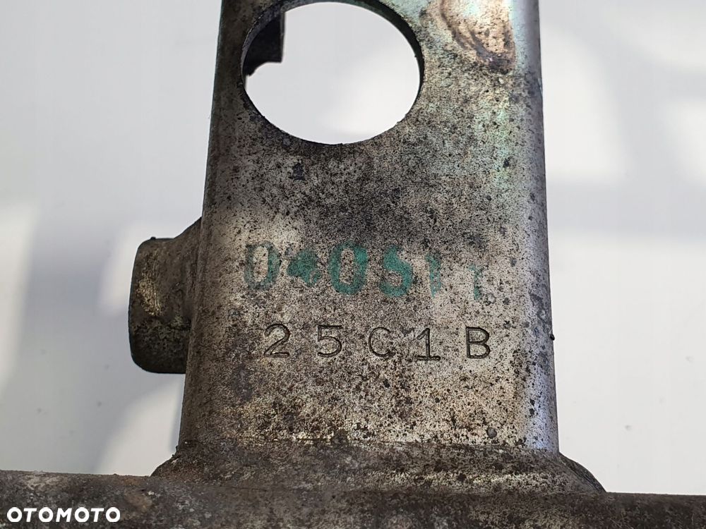 STELAŻ RAMY PRZEDNIEJ HONDA PCX 125 PCX125 mocowanie czachy owiewki Przód - 8