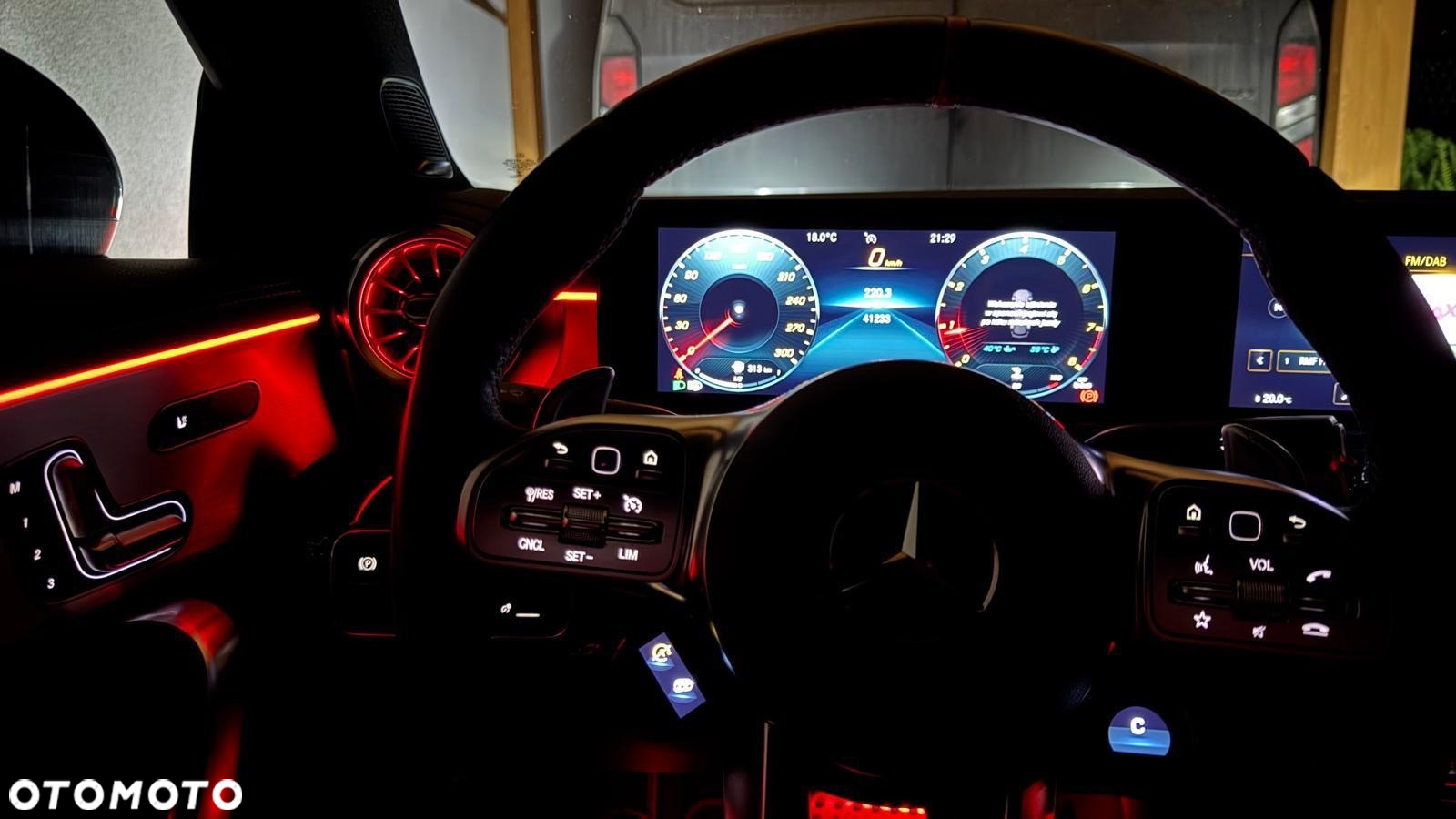 Mercedes-Benz CLA AMG 45 S 4-Matic 8G-DCT - 29
