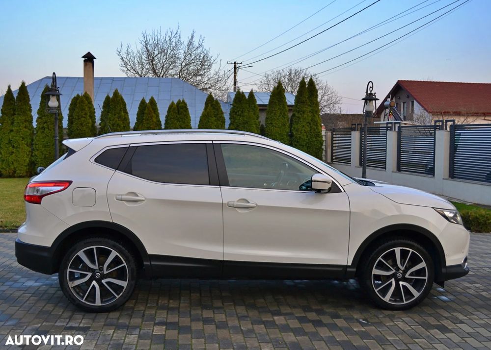 Nissan Qashqai 1.5 DCI TEKNA - 6