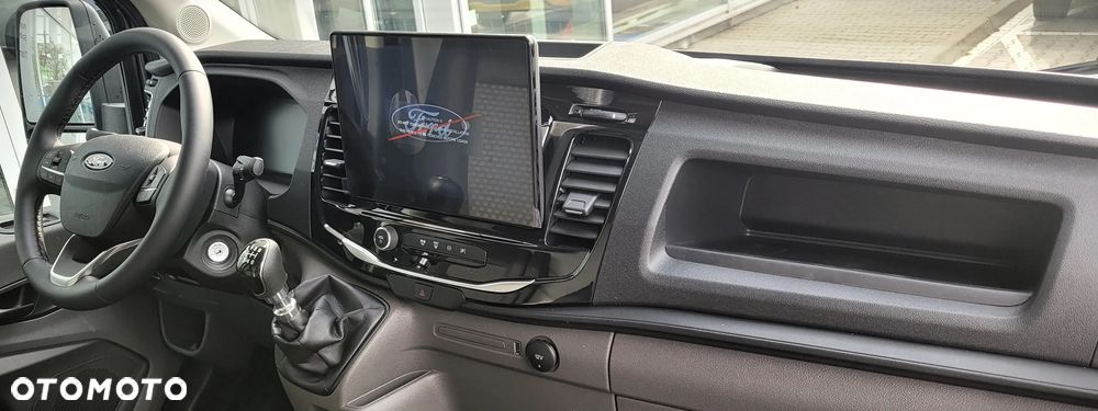 Ford Transit - 12