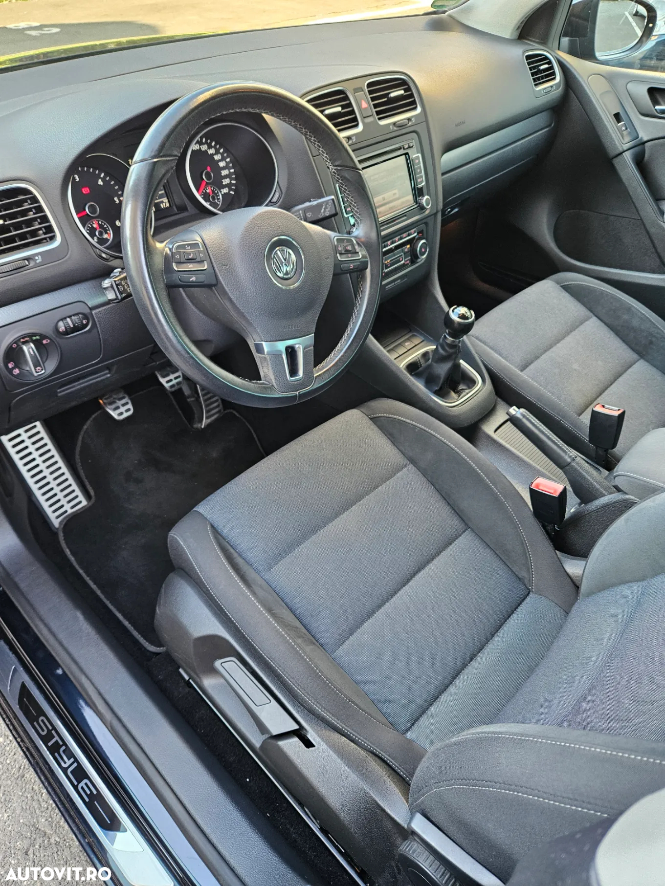 Volkswagen Golf Variant 1.6 TDI DPF Style - 8