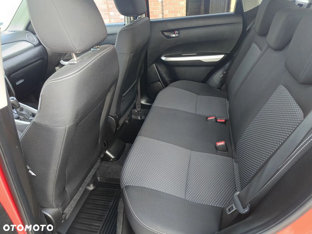 Suzuki Vitara - 16
