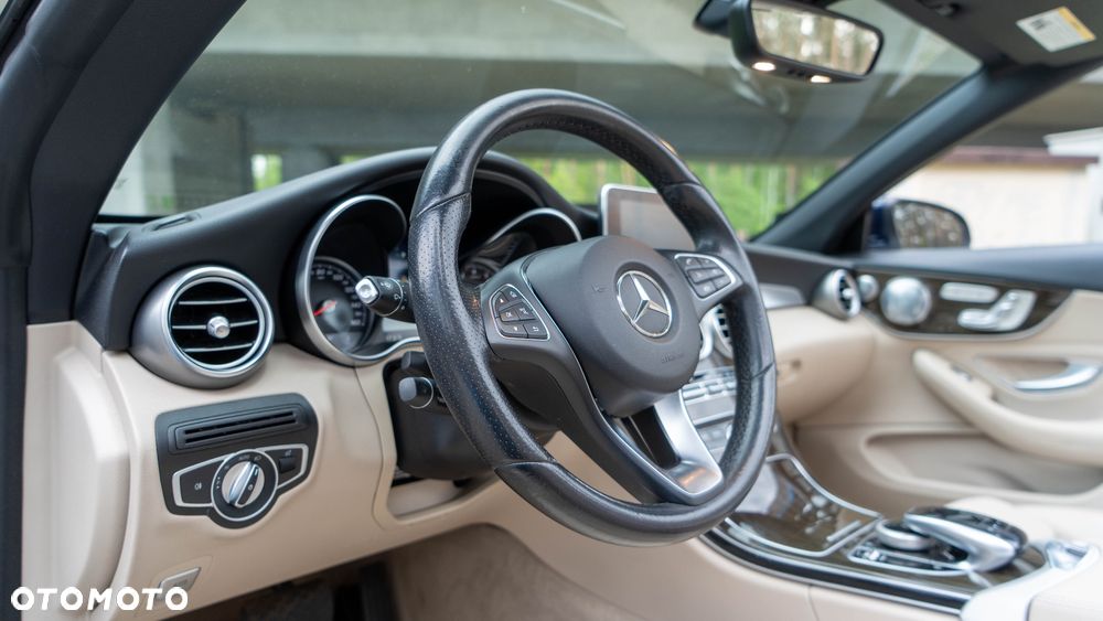 Mercedes-Benz Klasa C 300 9G-TRONIC - 3