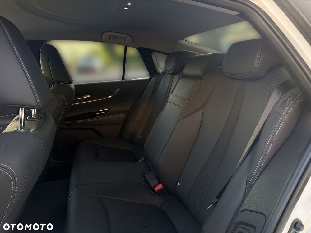 Toyota Mirai - 15