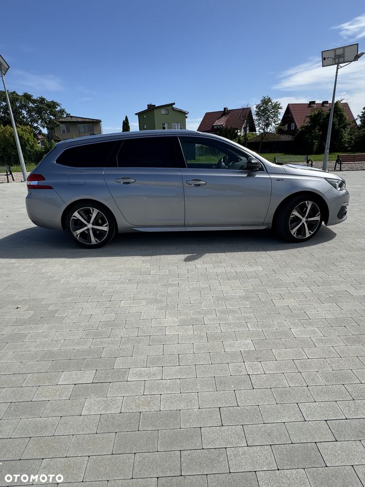 Peugeot 308 PureTech 225 GPF EAT8 Stop & Start GT - 4
