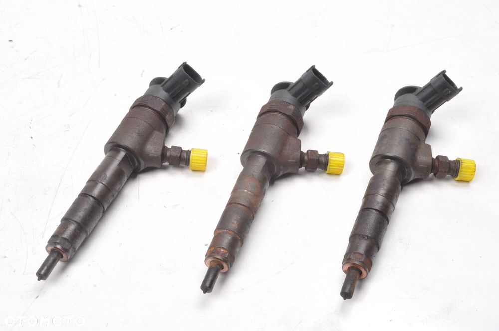 C3 II DS3 206 206+ 207 208 2008 FIESTA MK7 1.4 HDI TDCI WTRYSKI 0445110339 - 2