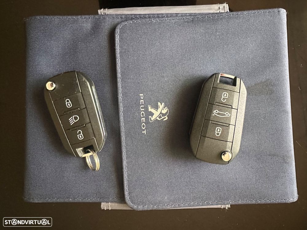 Peugeot 5008 BlueHDI 130 EAT8 Allure Pack - 27