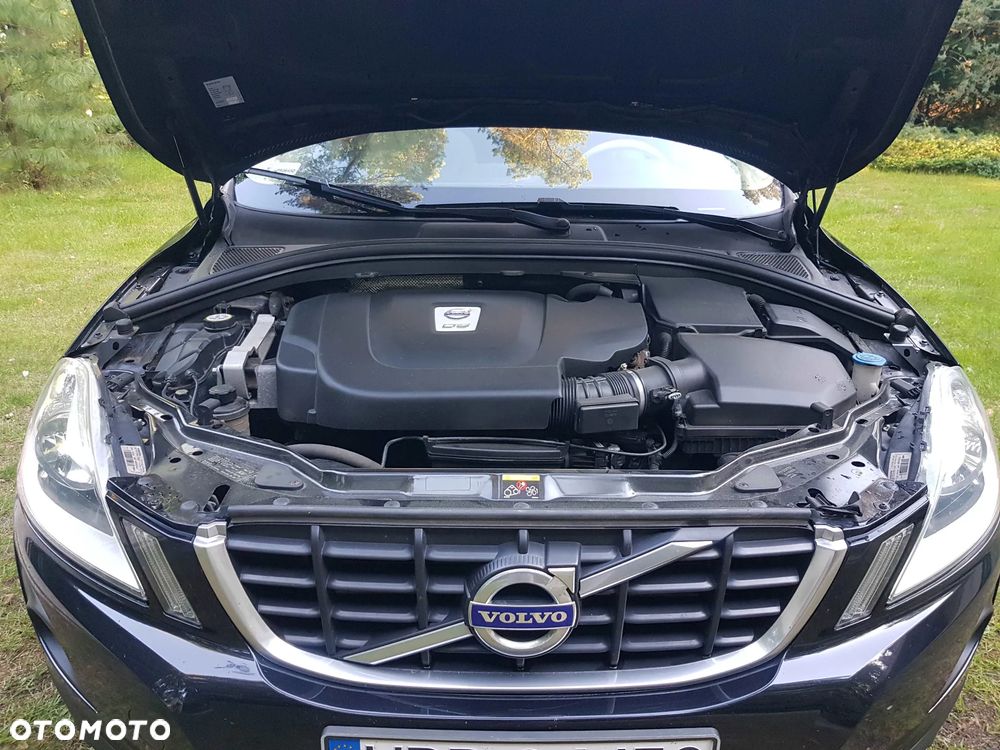 Volvo XC 60 D5 AWD Momentum - 9