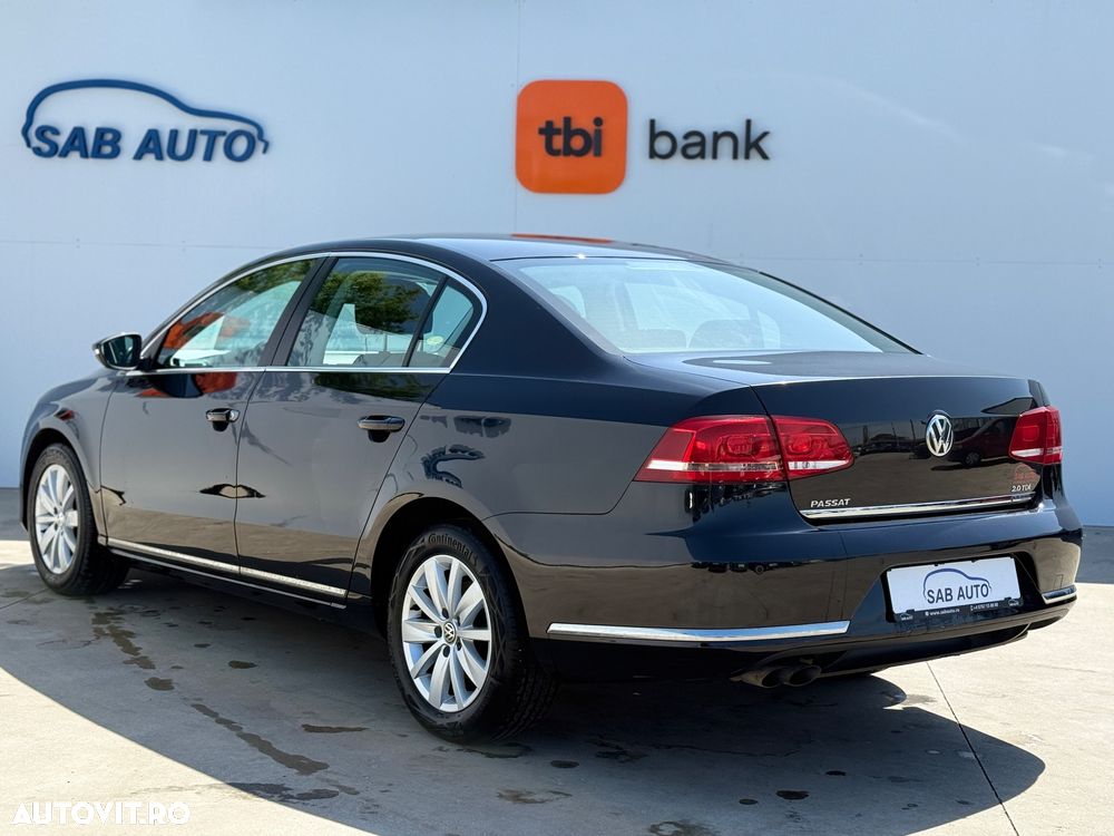 Volkswagen Passat 2.0 TDI DSG BlueMotion Technology Comfortline - 19