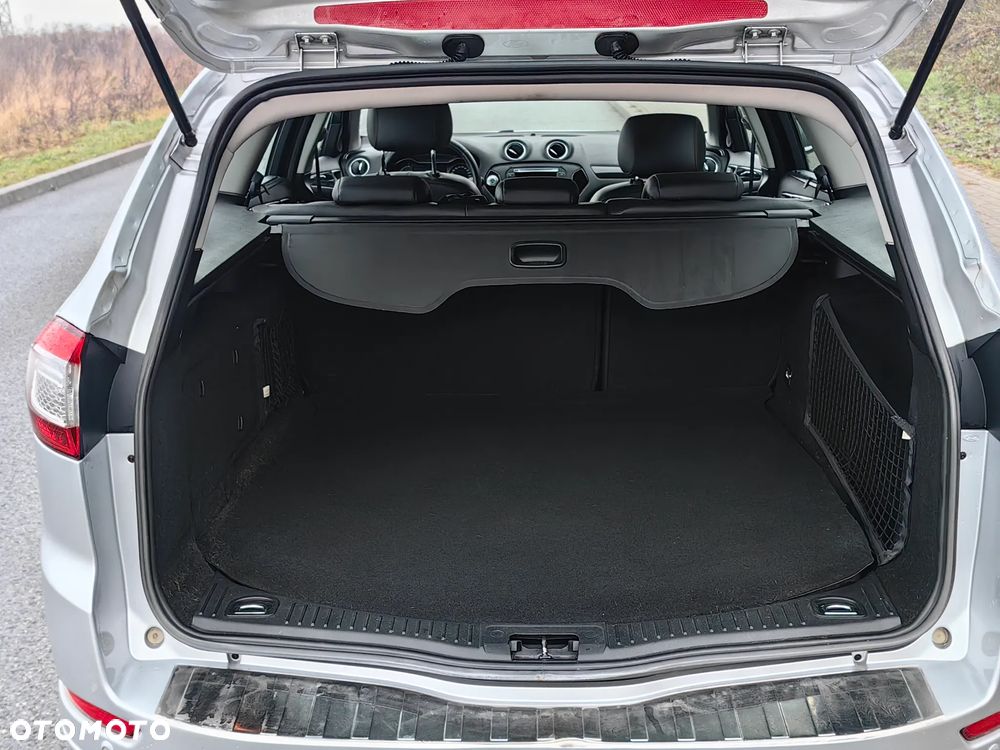 Ford Mondeo 2.0 TDCi Titanium S - 12