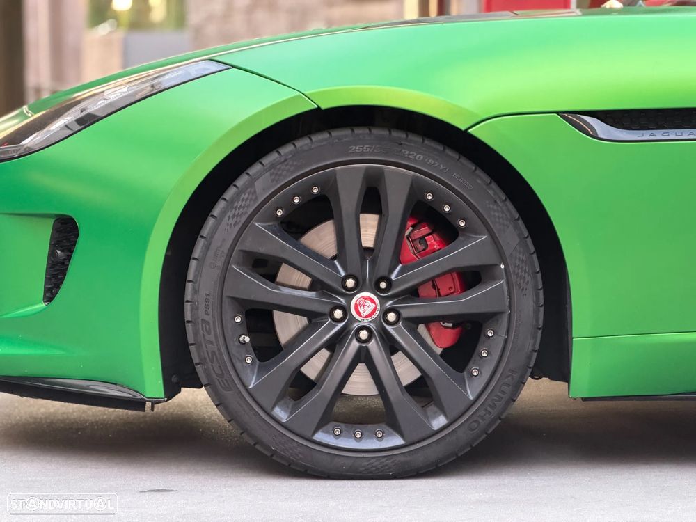 Jaguar F-Type - 25