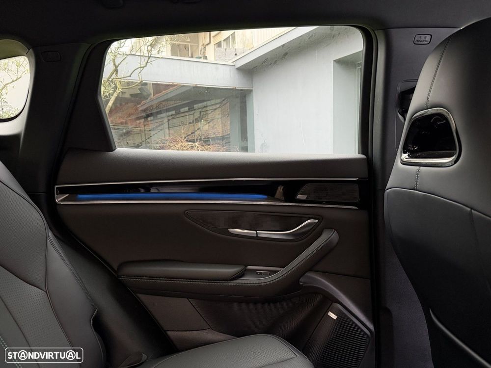 BYD Seal U 1.5 DM-i Comfort - 21