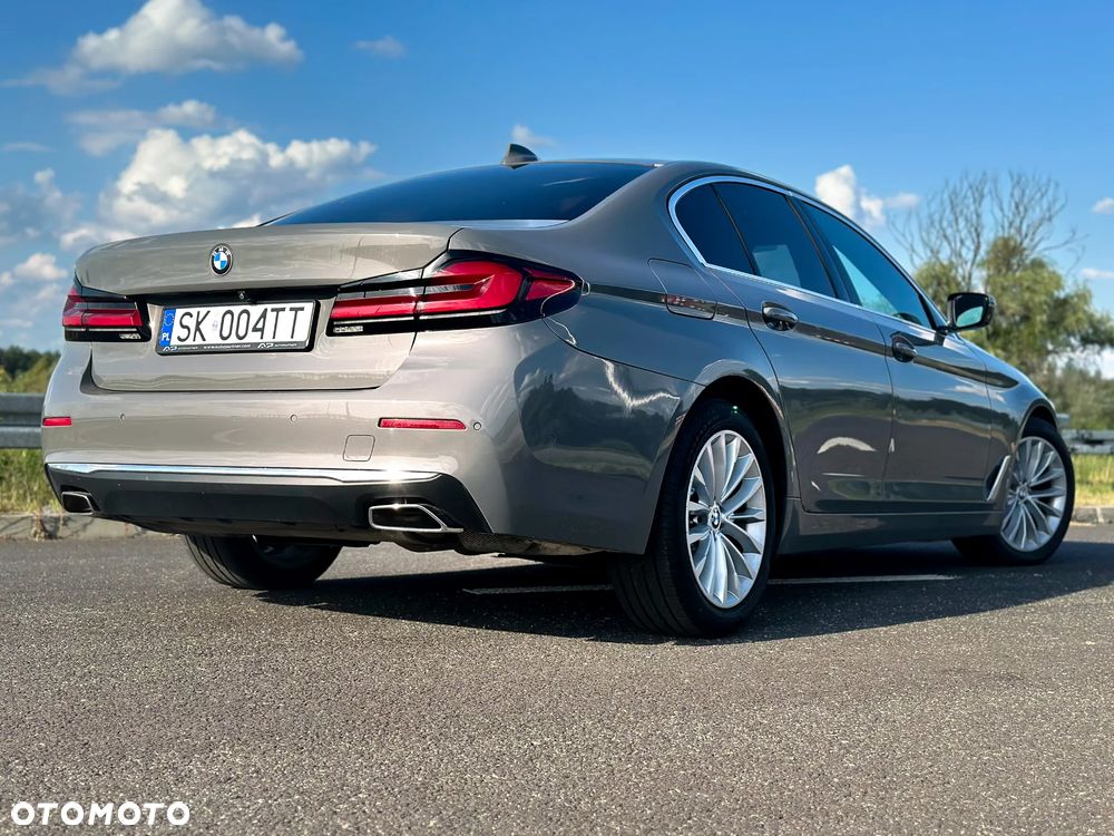 BMW Seria 5 530i xDrive mHEV Luxury Line - 30