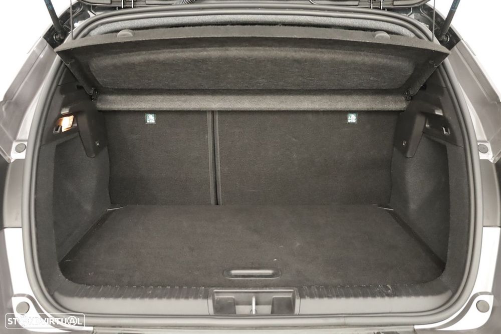 Renault Captur 1.0 TCe Techno Bi-Fuel - 24