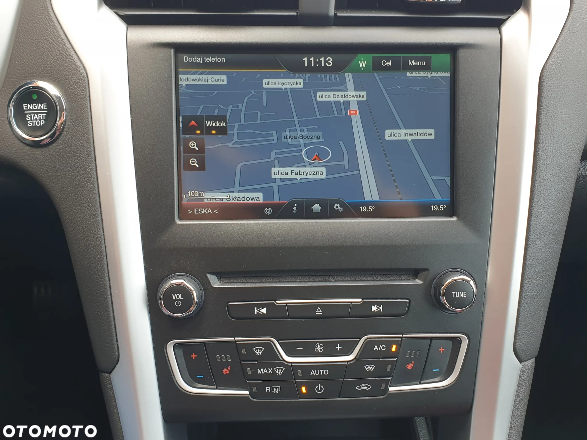 Ford Mondeo - 32