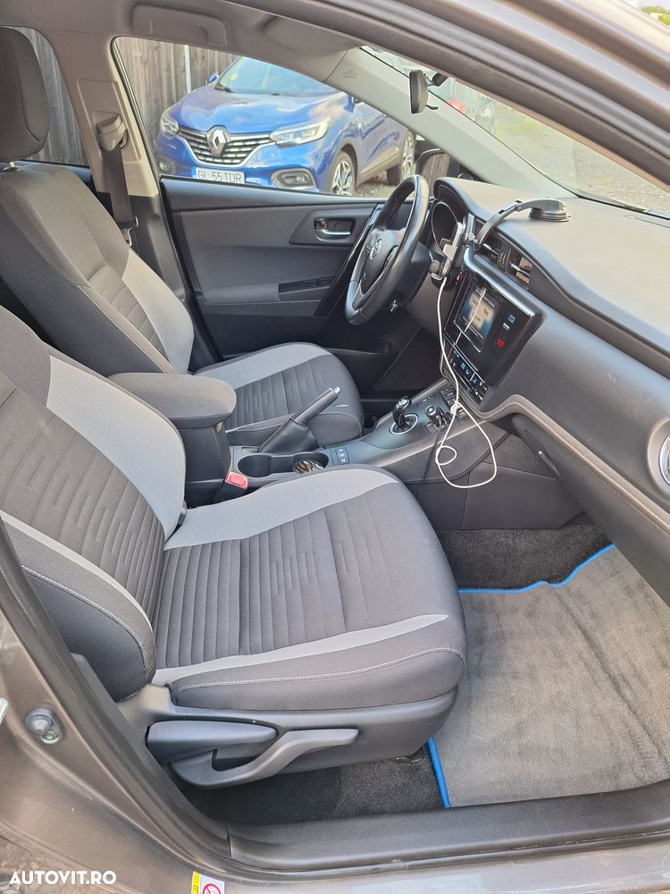 Toyota Auris - 24