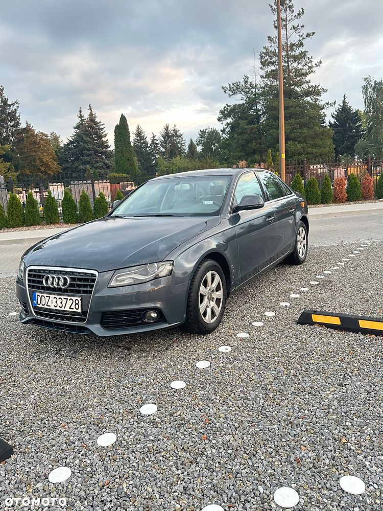 Audi A4 Limousine - 2