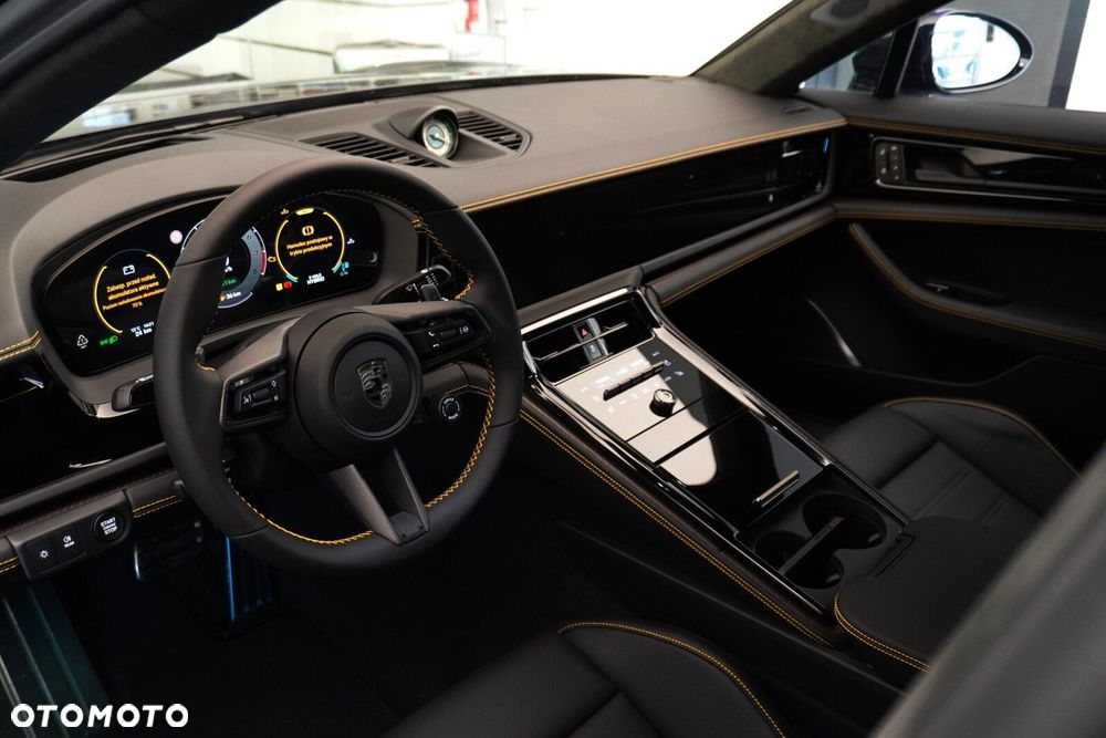 Porsche Panamera - 10