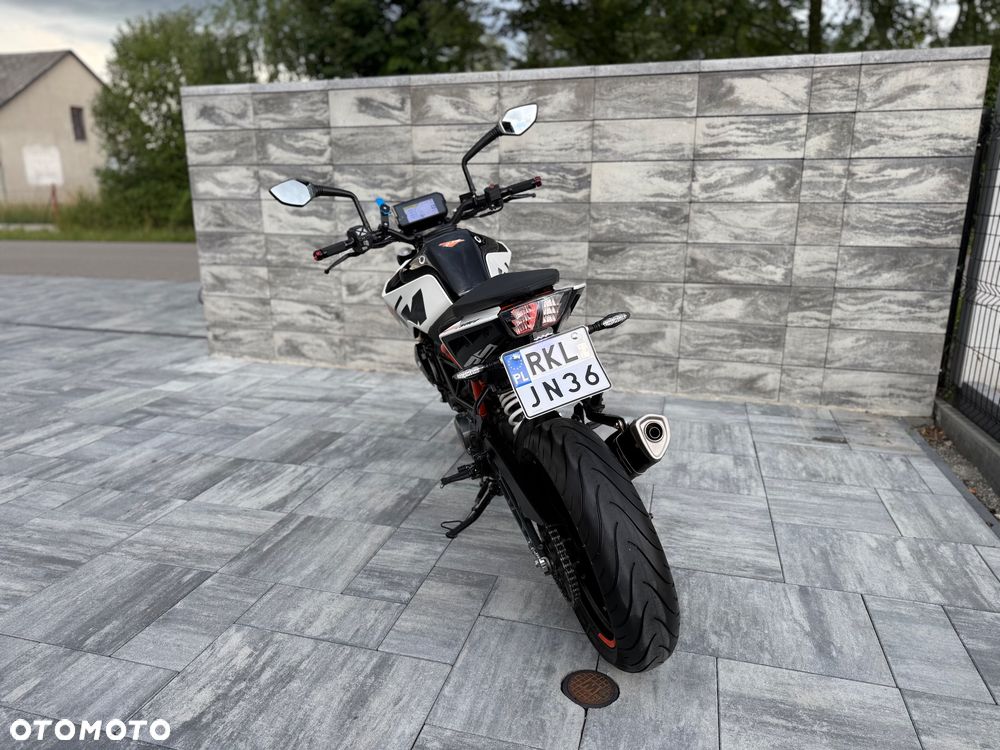 KTM Duke 125 - 13