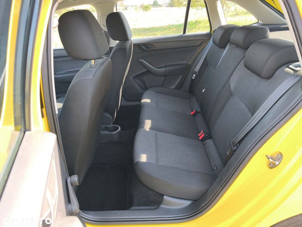 Skoda RAPID 1.6 TDI Cool Edition - 16