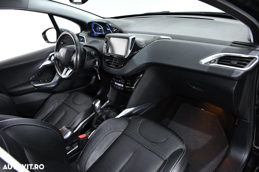 Peugeot 2008 120 VTI Allure - 14