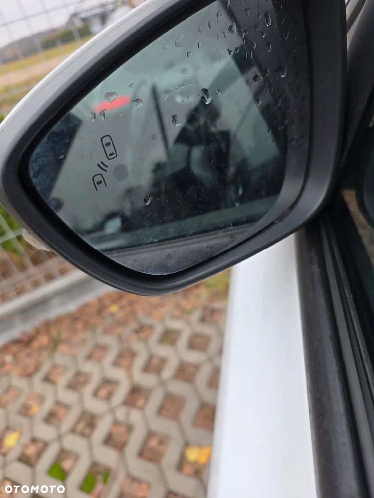 Ford Focus 1.0 EcoBoost Hybrid ACTIVE - 13