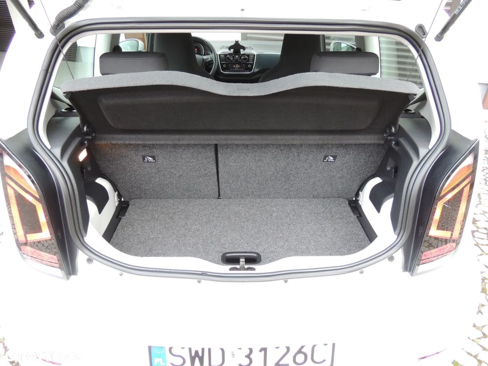 Volkswagen up! (BlueMotion Technology) beats - 14