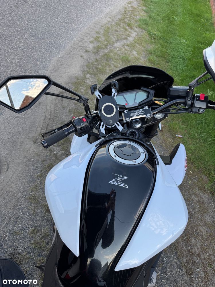 Kawasaki Z - 11