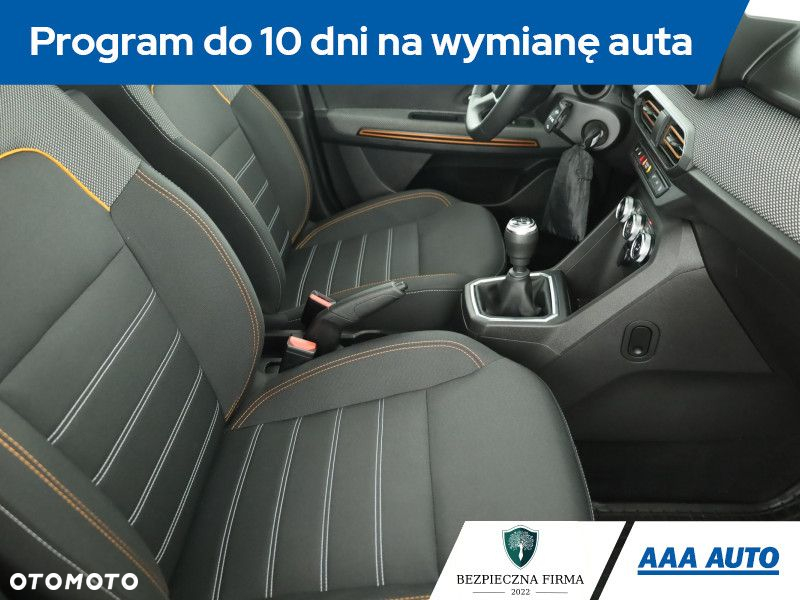 Dacia Sandero - 8