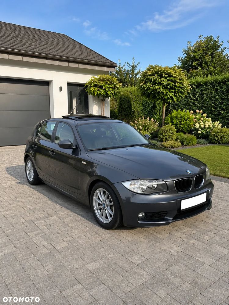 BMW Seria 1 120d Sport Line - 1