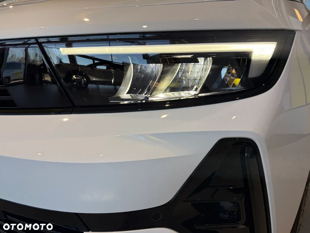 Opel Astra 1.2 T mHEV GS eDTC - 4