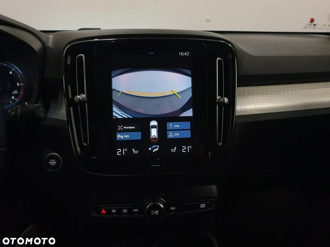 Volvo XC 40 D3 R-Design - 25