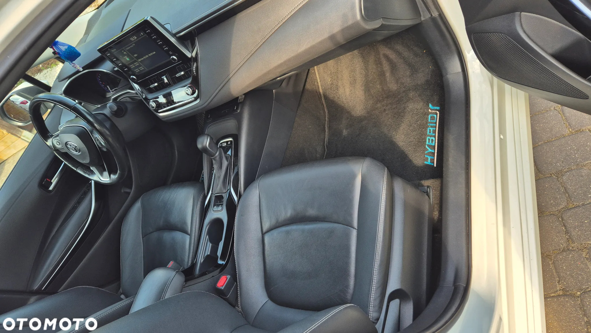 Toyota Corolla 1.8 Hybrid Executive - 8