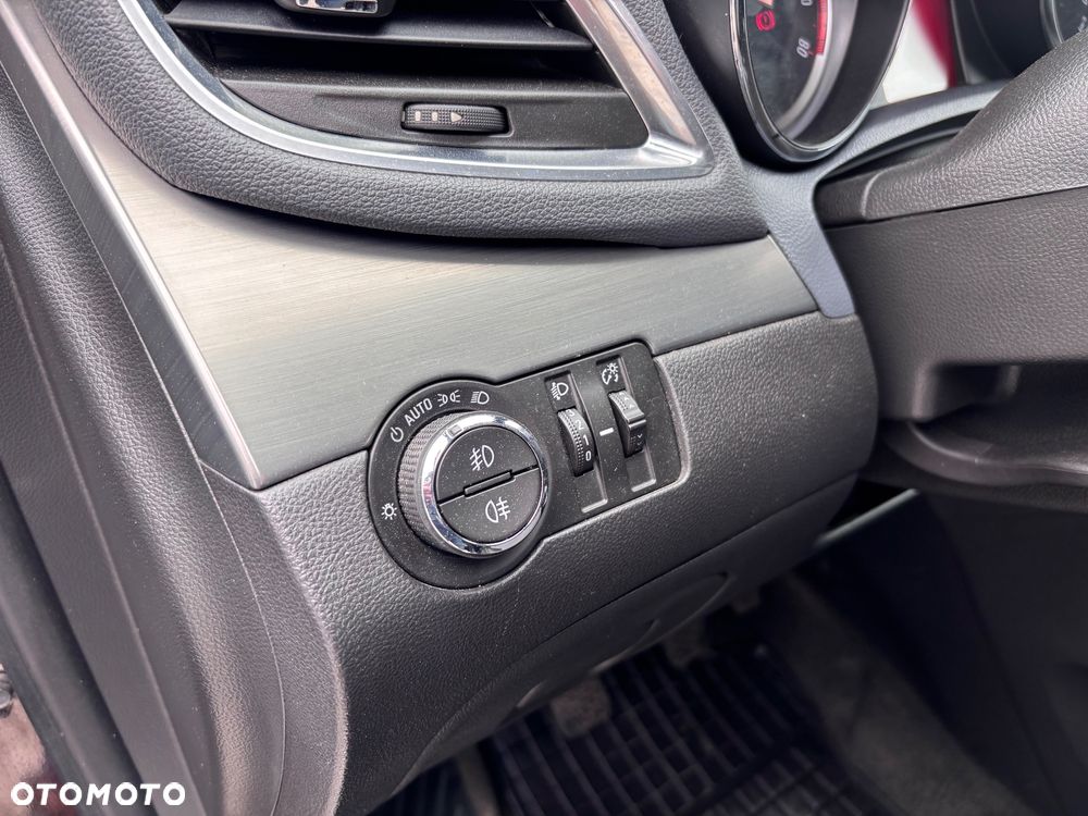 Opel Mokka 1.4 T Cosmo S&S - 38