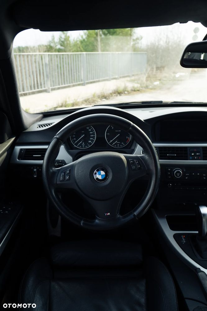 BMW Seria 3 - 32