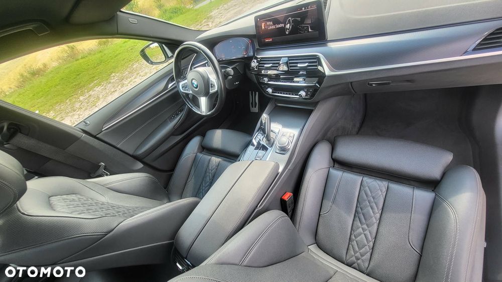 BMW Seria 5 520d mHEV M Sport sport - 24