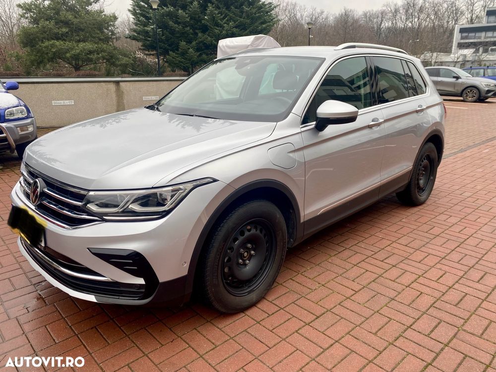 Volkswagen Tiguan - 5