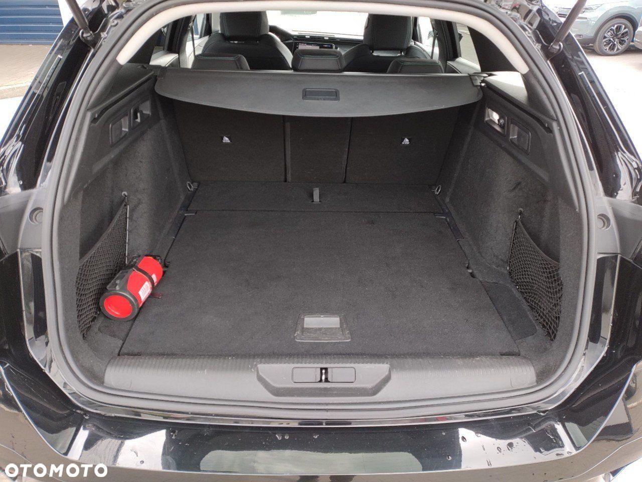 Peugeot 308 1.2 PureTech GPF Allure S&S EAT8 - 6