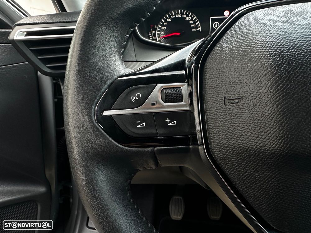 Peugeot 208 1.2 PureTech Active Pack - 15