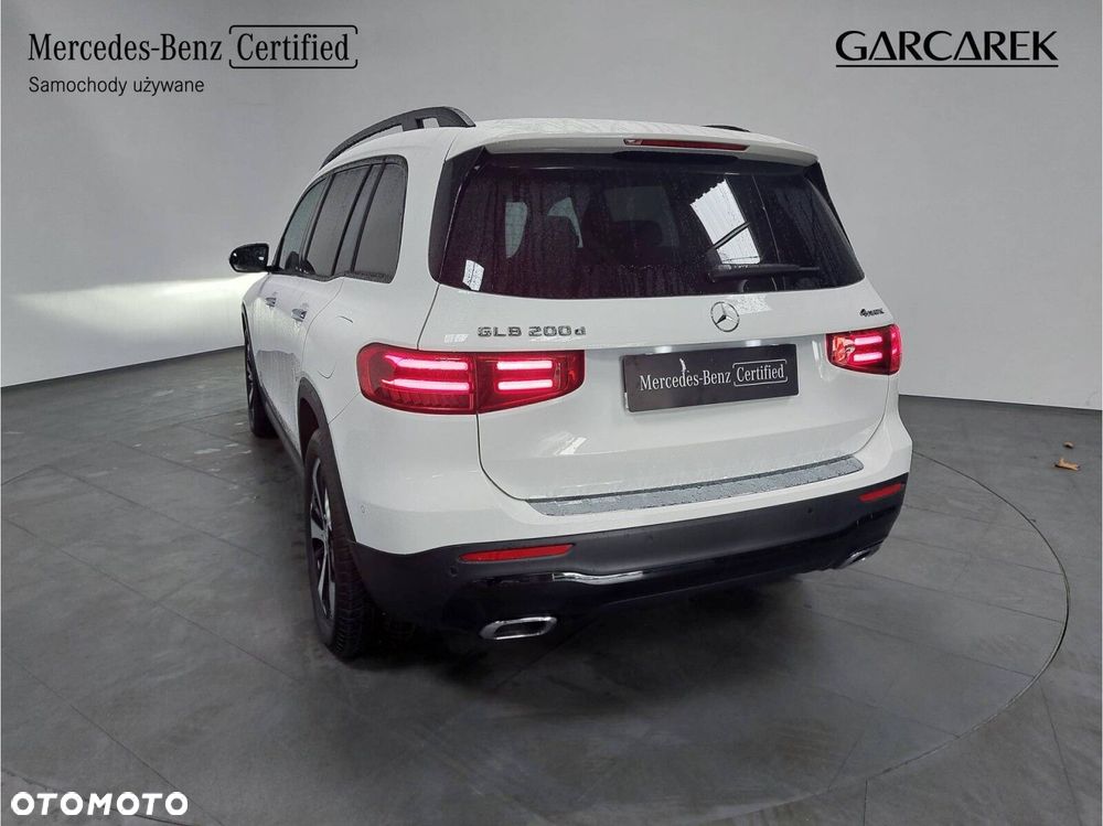 Mercedes-Benz GLB 200 d 4-Matic Progressive 8G-DCT - 4
