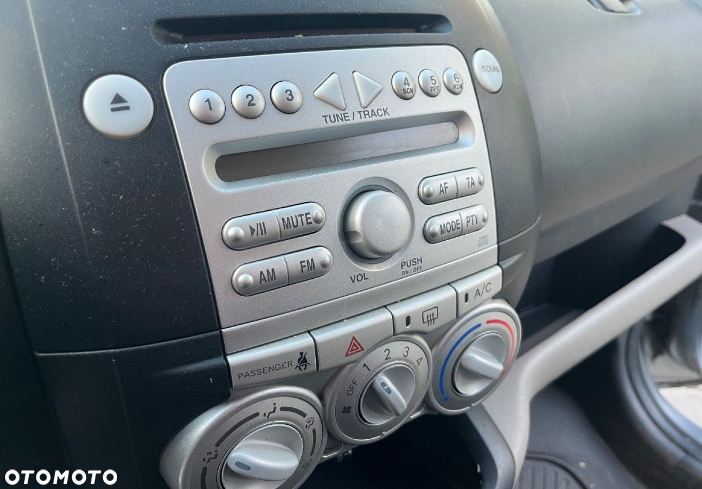 Daihatsu Sirion - 17
