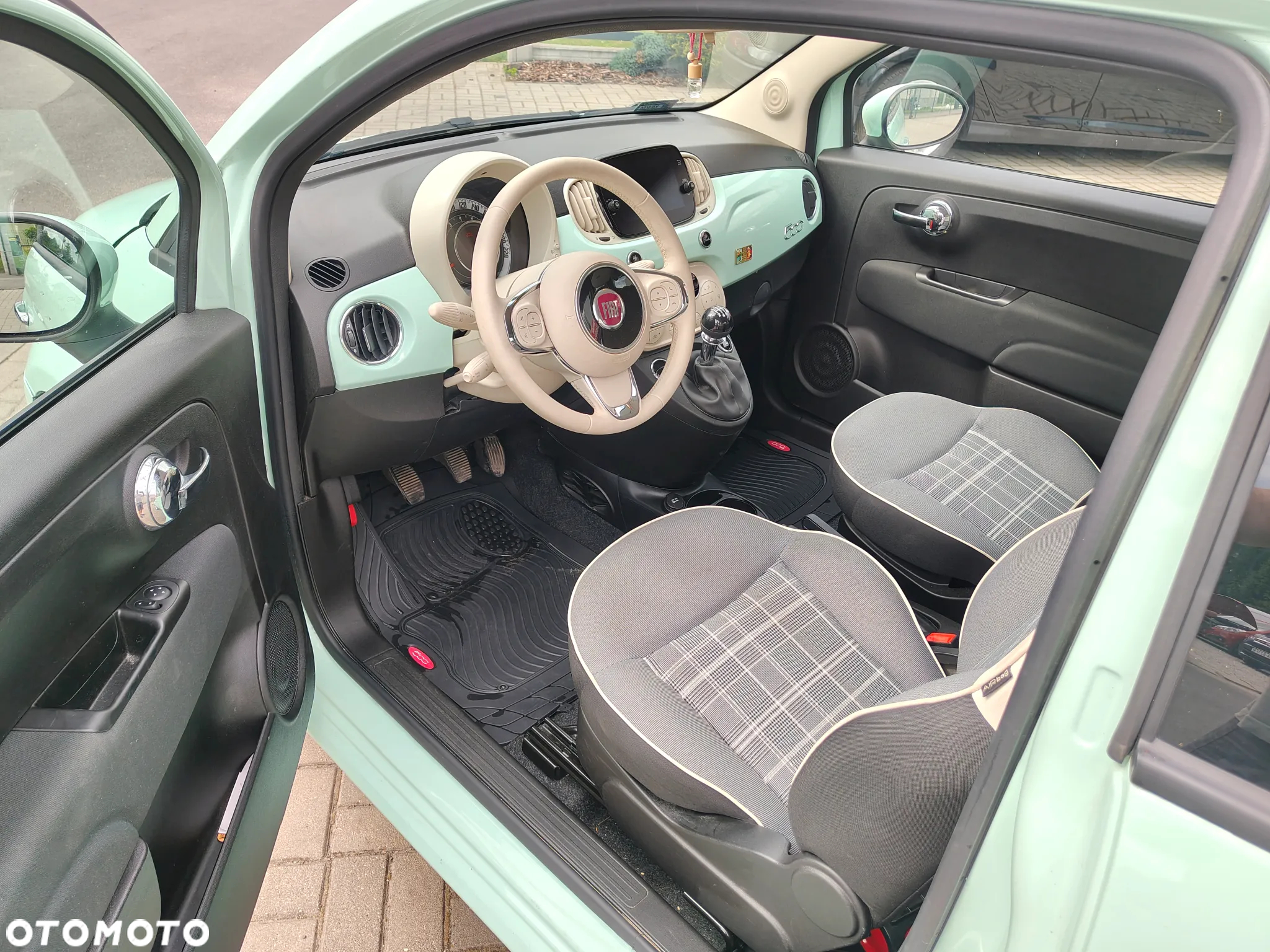 Fiat 500 1.0 Hybrid Lounge - 6