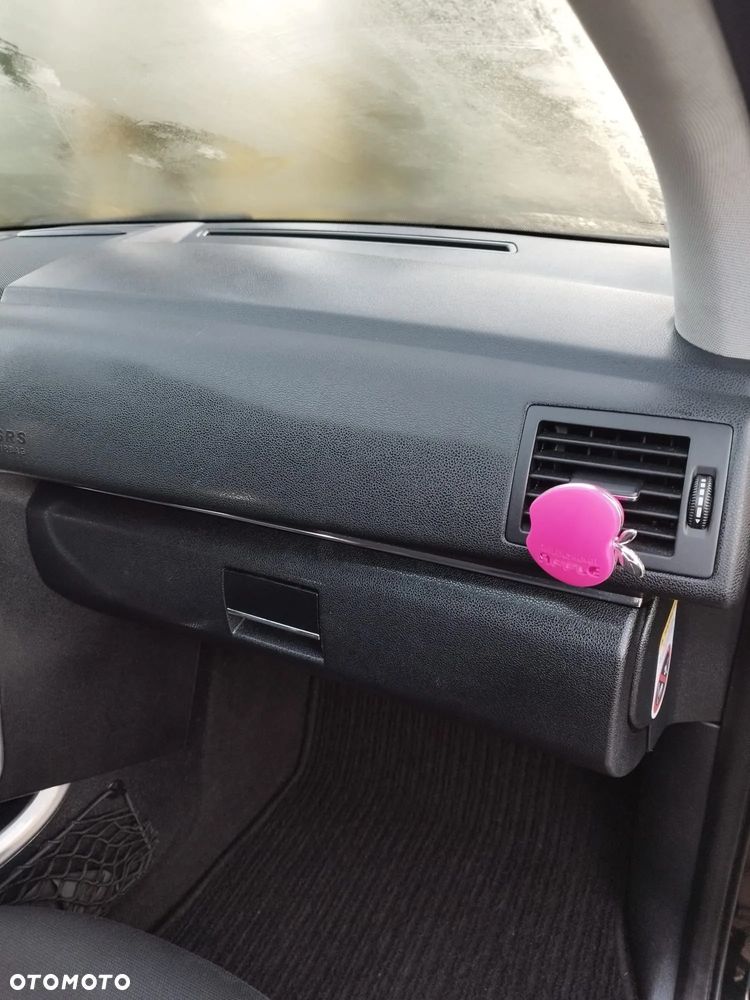 Mercedes-Benz Klasa B 170 Special Edition - 21