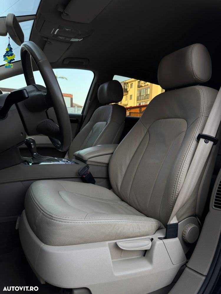 Audi Q7 - 11