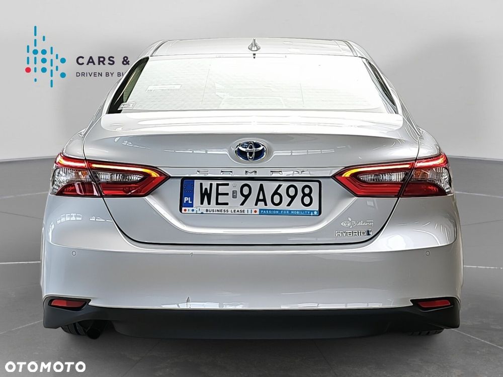 Toyota Camry 2.5 Hybrid Comfort CVT - 3