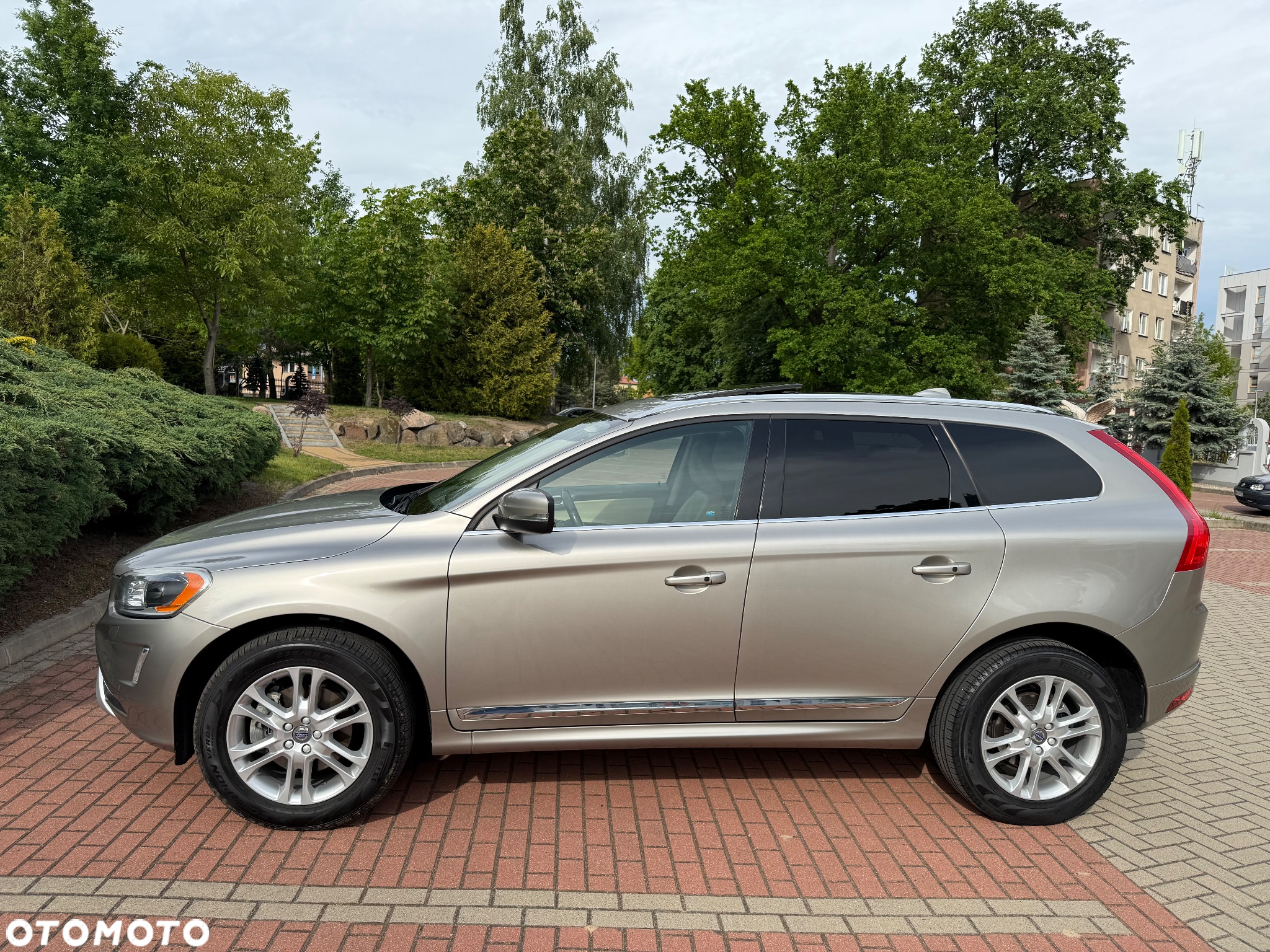 Volvo XC 60 T5 Drive-E Momentum - 7