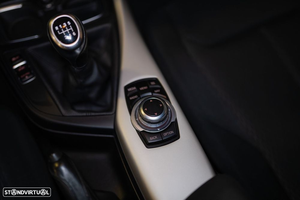 BMW 116 d Advantage - 26