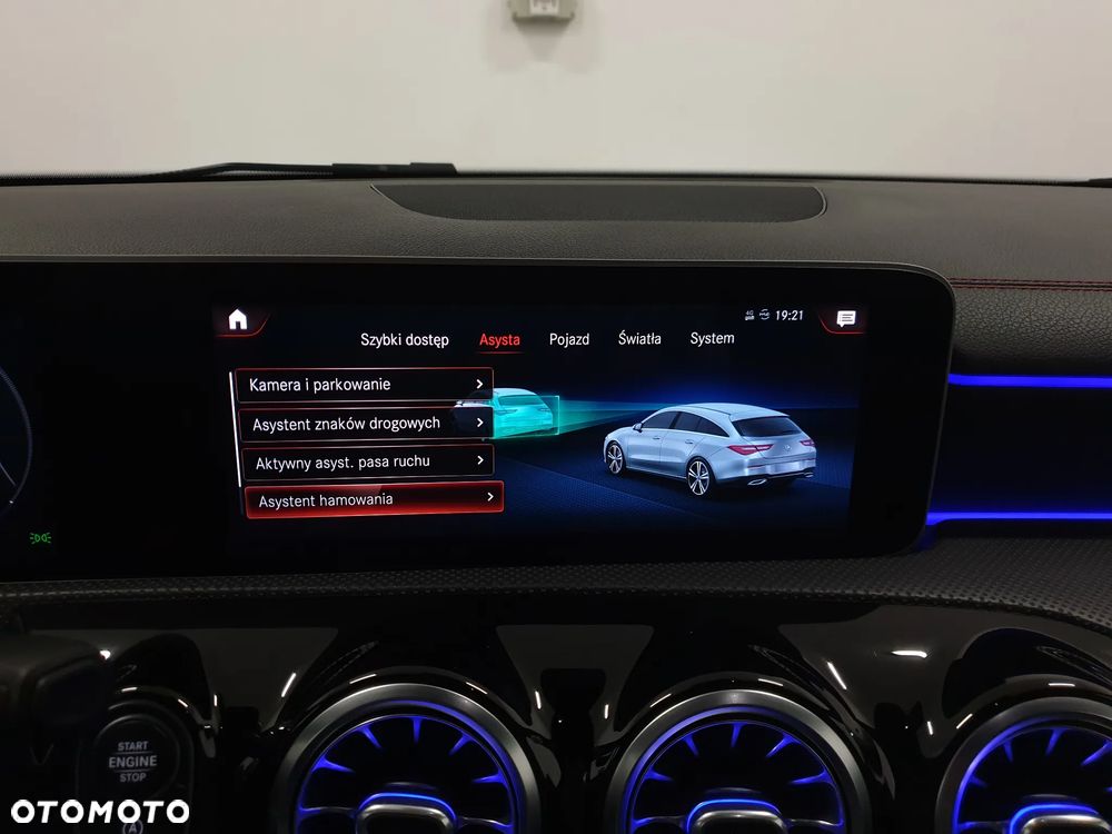 Mercedes-Benz CLA 250 7G-DCT - 24