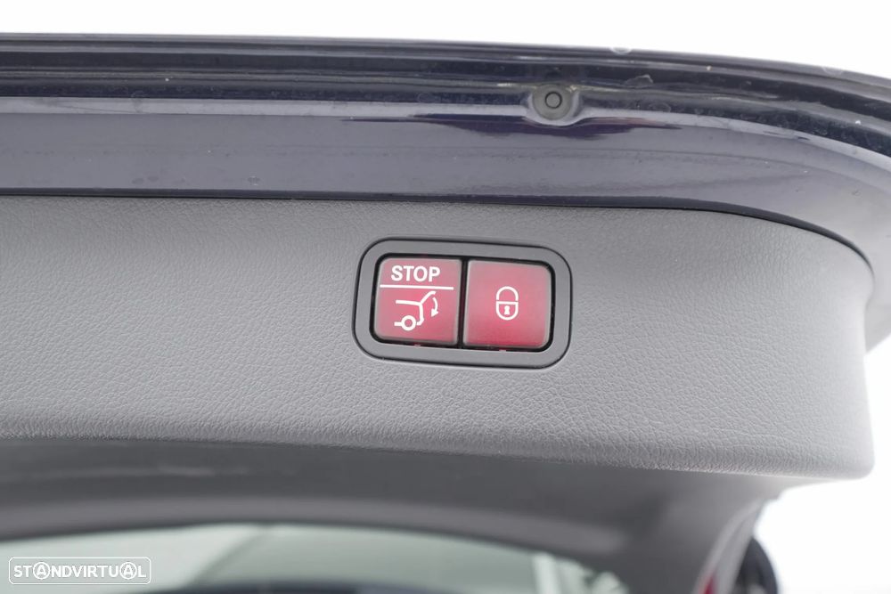 Mercedes-Benz C 220 d 4Matic All-Terrain - 35