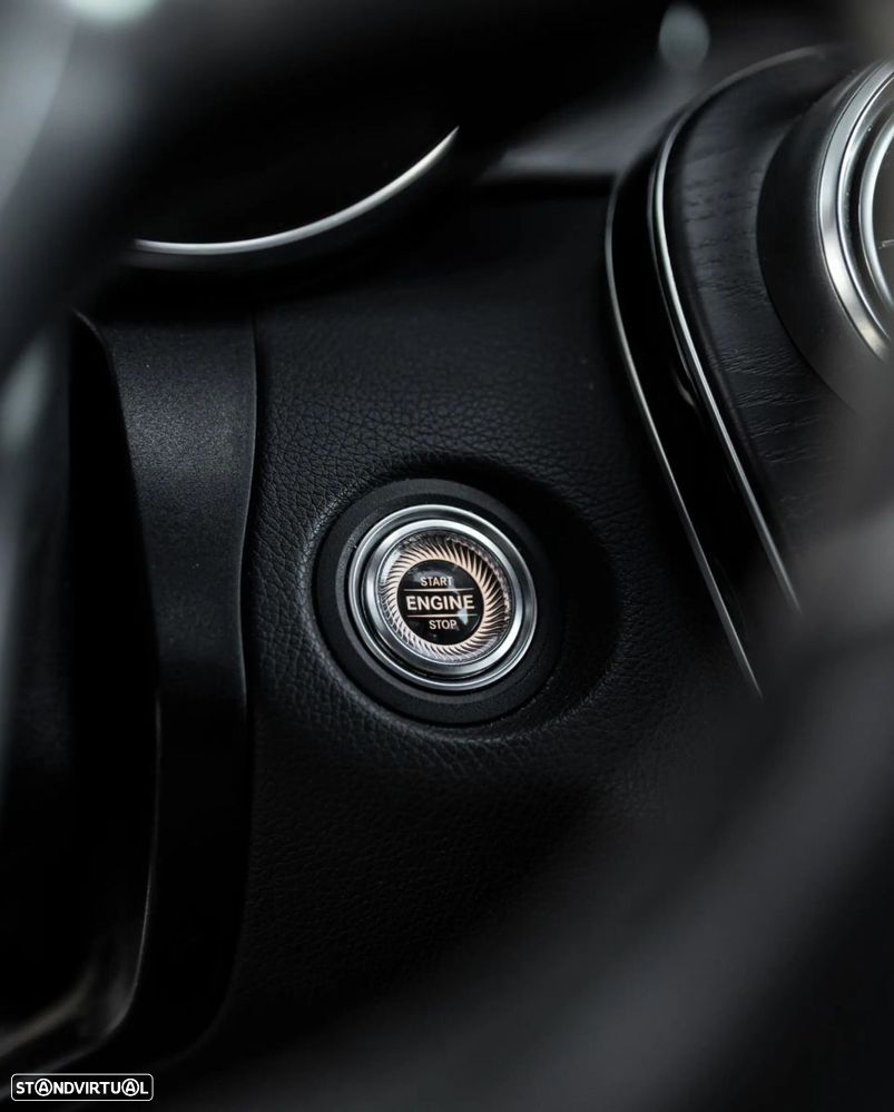 Mercedes-Benz C 300 e AMG Line - 14